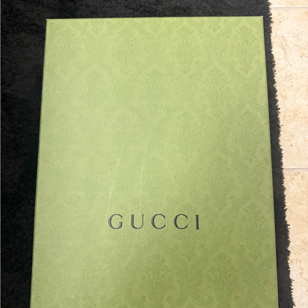 Gucci Charcoal Textured Sneakers - Picture 9 of 10